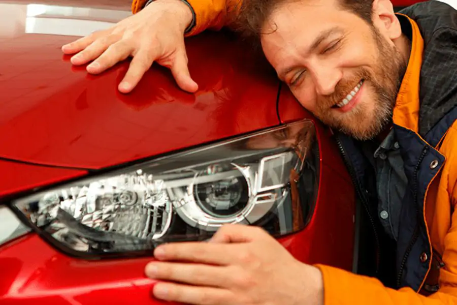 O que dar de presente a um pai que � apaixonado por carros?