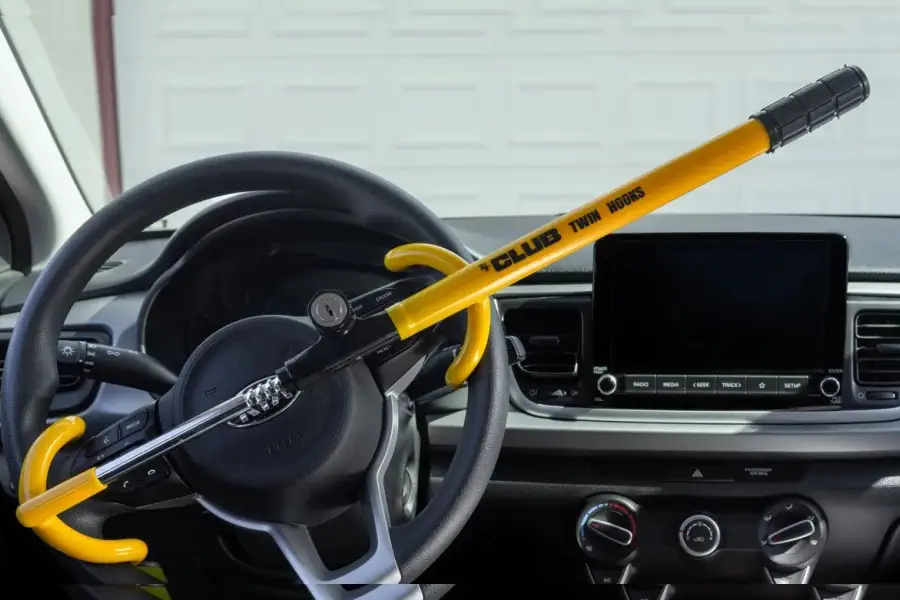 Por que a barra antifurto ainda é eficar para proteger seu carro contra ladrões