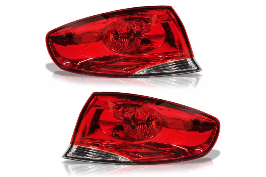 Lanterna traseira automotiva moderna com LED