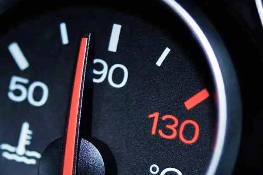 Meu carro seca a água do radiador mas não superaquece. Qual o motivo? Visite nosso blog de dicas automotivas e tenha respostas | Auto Center São Cristóvão | Silva Jardim - Casimiro de Abreu Meu carro seca a água do radiador mas não superaquece. Qual o motivo? Visite nosso blog de dicas automotivas e tenha respostas | Auto Center São Cristóvão | Silva Jardim - Casimiro de Abreu
